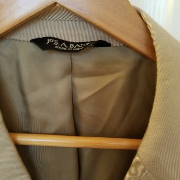 Jos A Banks khaki color lightweight wool blazer - Picture 2 of 3